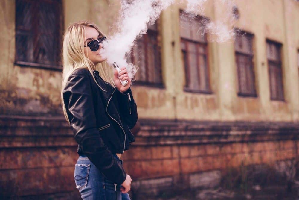 The Benefits of Vaping over Smoking